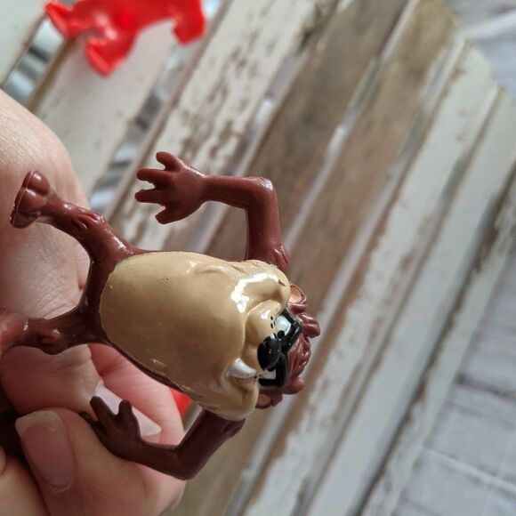 1991 Tasmanian devil PVC costume tornado toy - Picture 5 of 6